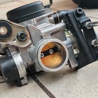 corpo farfallato Yamaha Majesty 400