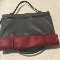 Borsa artigianale grigia e rossa