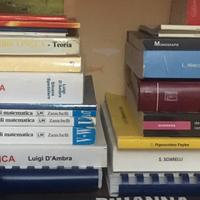 Libri universitari - Economia