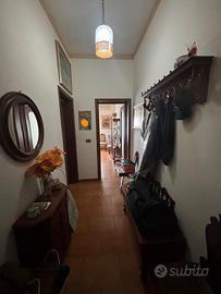 Viale Amendola - Appartamento con ampio scantinato