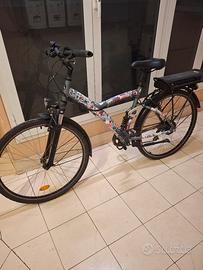 BICI elettrica ibrida