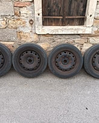 Kit 4 Cerchi in ferro 15" Originali VW 5x100 + Cop