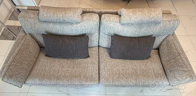 Divano (usato) 3 posti grigio