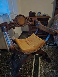 Sedia Savonarola in legno 