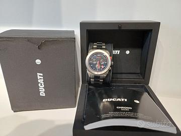 Orologio DUCATI CORSE con in titanio CW 0008.