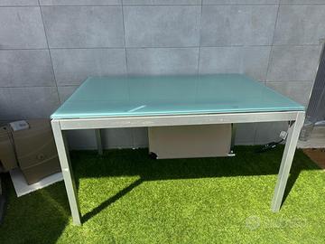 Tavolo calligaris da interno
