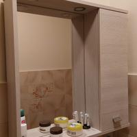 Mobile specchio bangno con LED