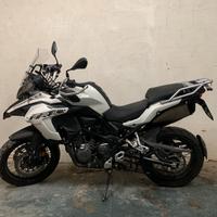 Benelli trk 502 x