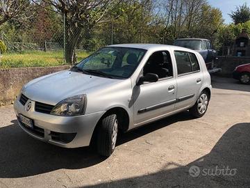 renault clio 2006