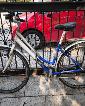 Bicicletta da donna da città in alluminio 