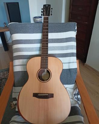 chitarra acustica Harley Benton 
