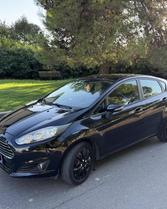 Ford fiesta titanium Diesel 2015