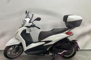 Piaggio Beverly 400