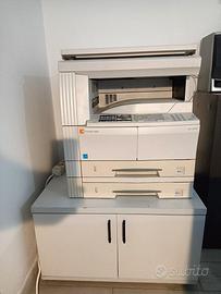 FOTOCOPIATRICE B/N + MOBILETTO