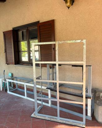 Struttura per caminetto