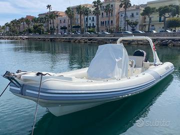 Gommone Lomac 790IN