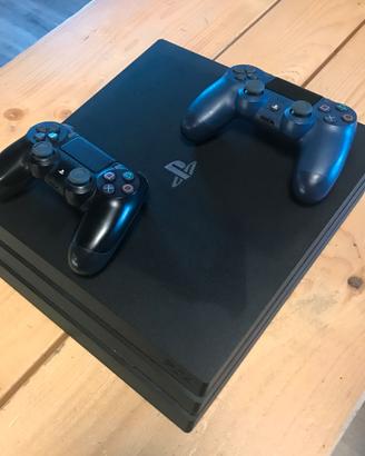 PS4 PRO + 2  Joypad originali Sony