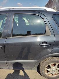 Porta posteriore sinistra FIAT SEDICI del 2010