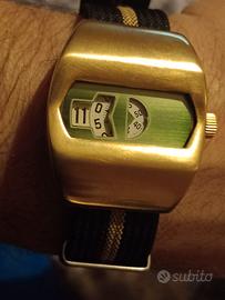 Orologio salterello Jump hour swiss personalizzato