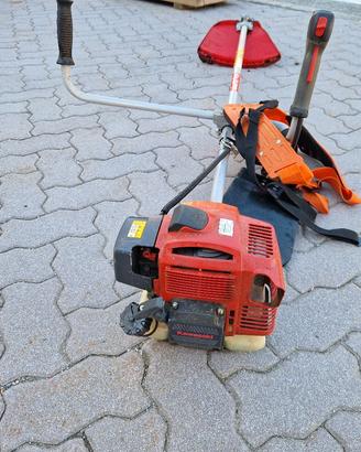 Decespugliatore bluebird tj45