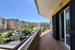 3 LOCALI A MARANO DI NAPOLI