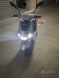 Yadea T9 motorino elettrico