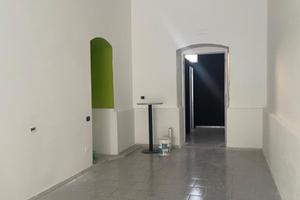 Locale rinnovato Studio o Comm. 55m² Bitonto