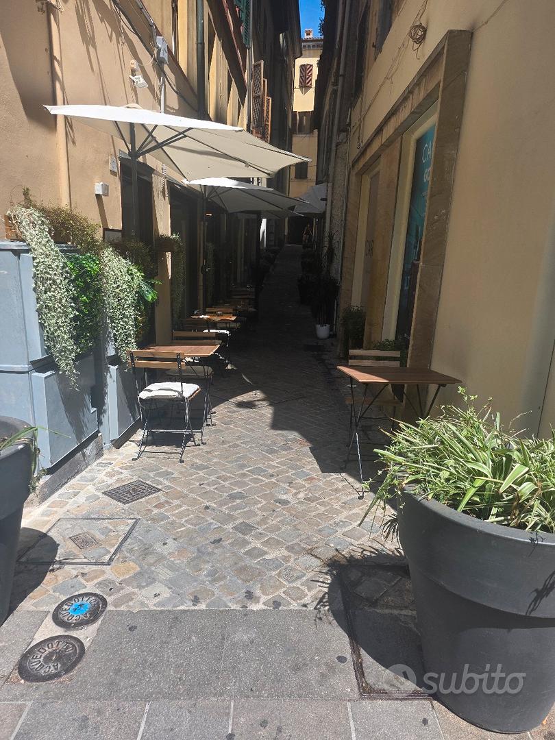 locale commerciale via Lata