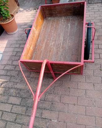 Carretto per giardinaggio