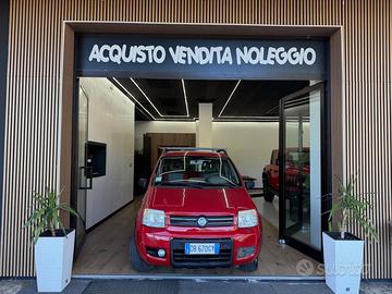 Fiat Panda 1.2 4x4 Climbing GPL