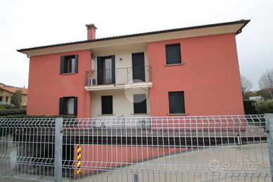 2 LOCALI A ARQUÀ PETRARCA