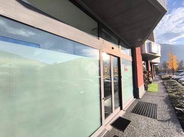 NEGOZIO A SAINT-CHRISTOPHE