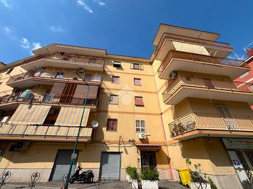 3 LOCALI A TORRE DEL GRECO