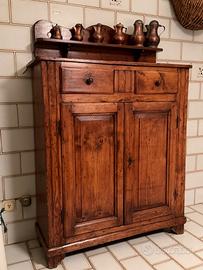 Mobile dispensa antiquariato