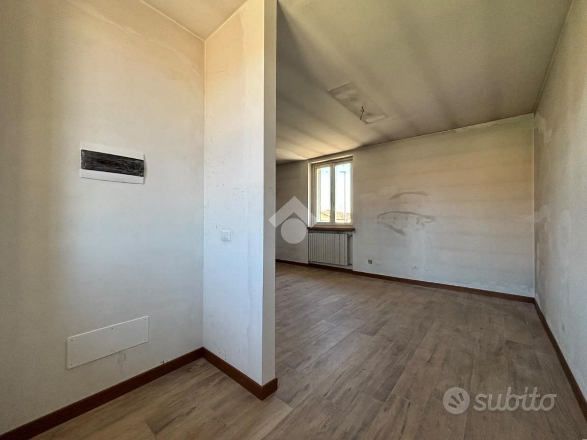 3 LOCALI A RIVOLTA D'ADDA - Vista 6