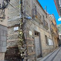 Immobile in Fiumedinisi