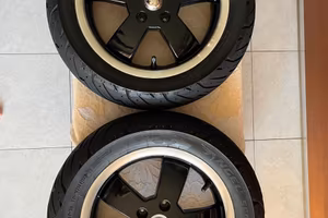 Ruote complete Vespa GTS