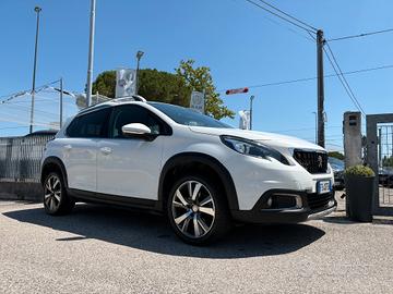 Peugeot 2008 BlueHDi 100 Allure SERVICE BOOK!