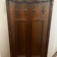 appendiabiti in legno stile classico