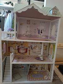 casetta per bambole in legno 