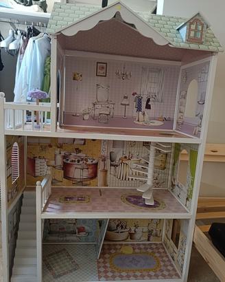 casetta per bambole in legno 