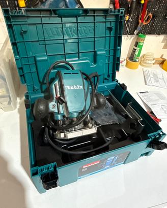 Fresatrice Makita RP0900J nuova