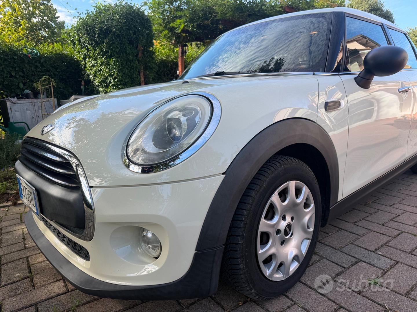 Mini Mini 4ª serie (F56)
