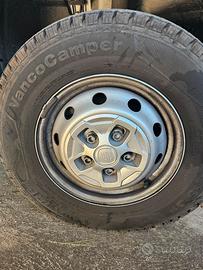 Continental Vanco Camper 215/70 R15CP 109R 8PR