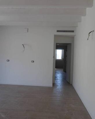 Appartamento di 92 m² con 3 locali e box auto a Ar