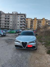 Vendostupenda pari al nuovo alfa romeo Stelvio