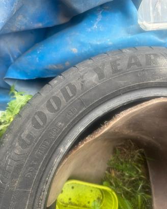 Gomme goodyear 195/55r16