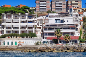 Cabina balneare in muratura