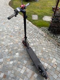 Monopattino elettrico Xiaomi 4 pro