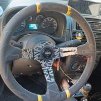 volante a calice con leva del cambio e mozzo
